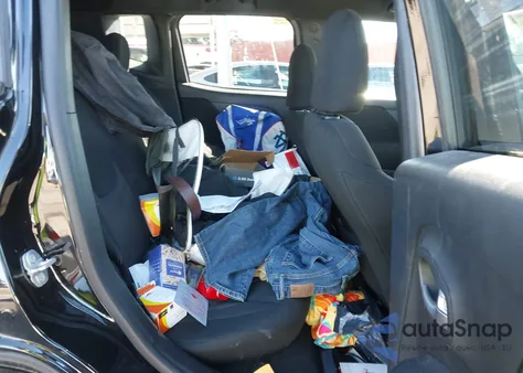 2021 Jeep Renegade 80Th Anniversary 4X4 z USA, uszkodzony, nr VIN ZACNJDBB0MPN13108